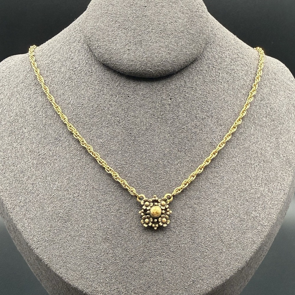 Vintage Etruscan Revival Gold Tone Necklace Floral Cluster Pendant Rope Chain